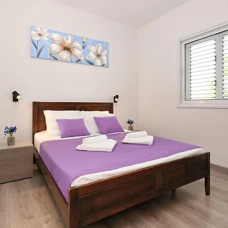 Villa Anastasia - Fig Tree Bay Area