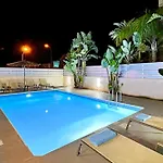 Villa Anastasia - Fig Tree Bay Area