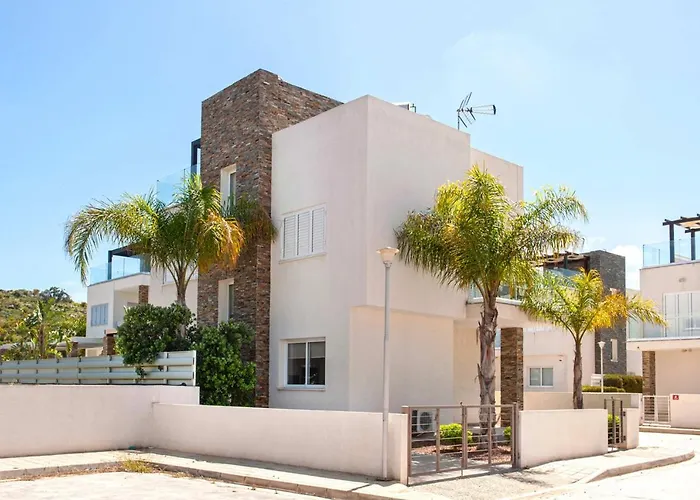 Anastasia - Fig Tree Bay Area Villa