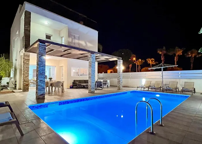 Anastasia - Fig Tree Bay Area Villa Protaras