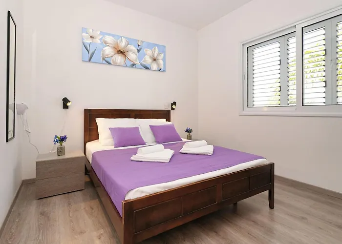 Villa Anastasia - Fig Tree Bay Area