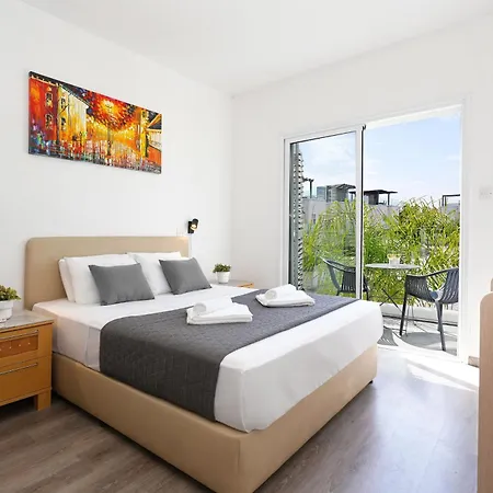 Anastasia - Fig Tree Bay Area *