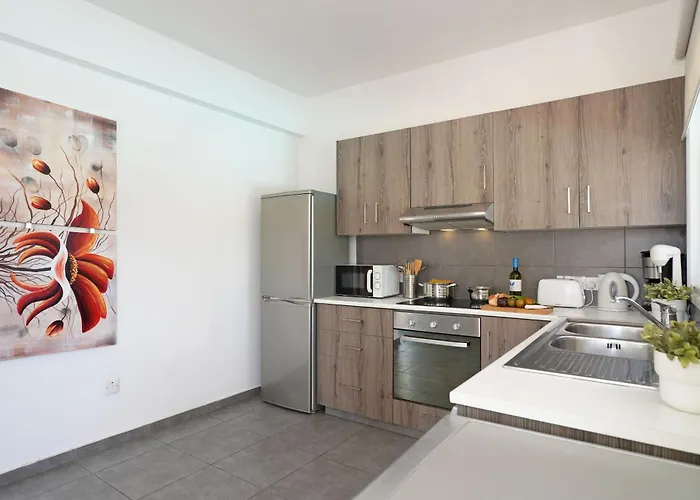 Anastasia - Fig Tree Bay Area